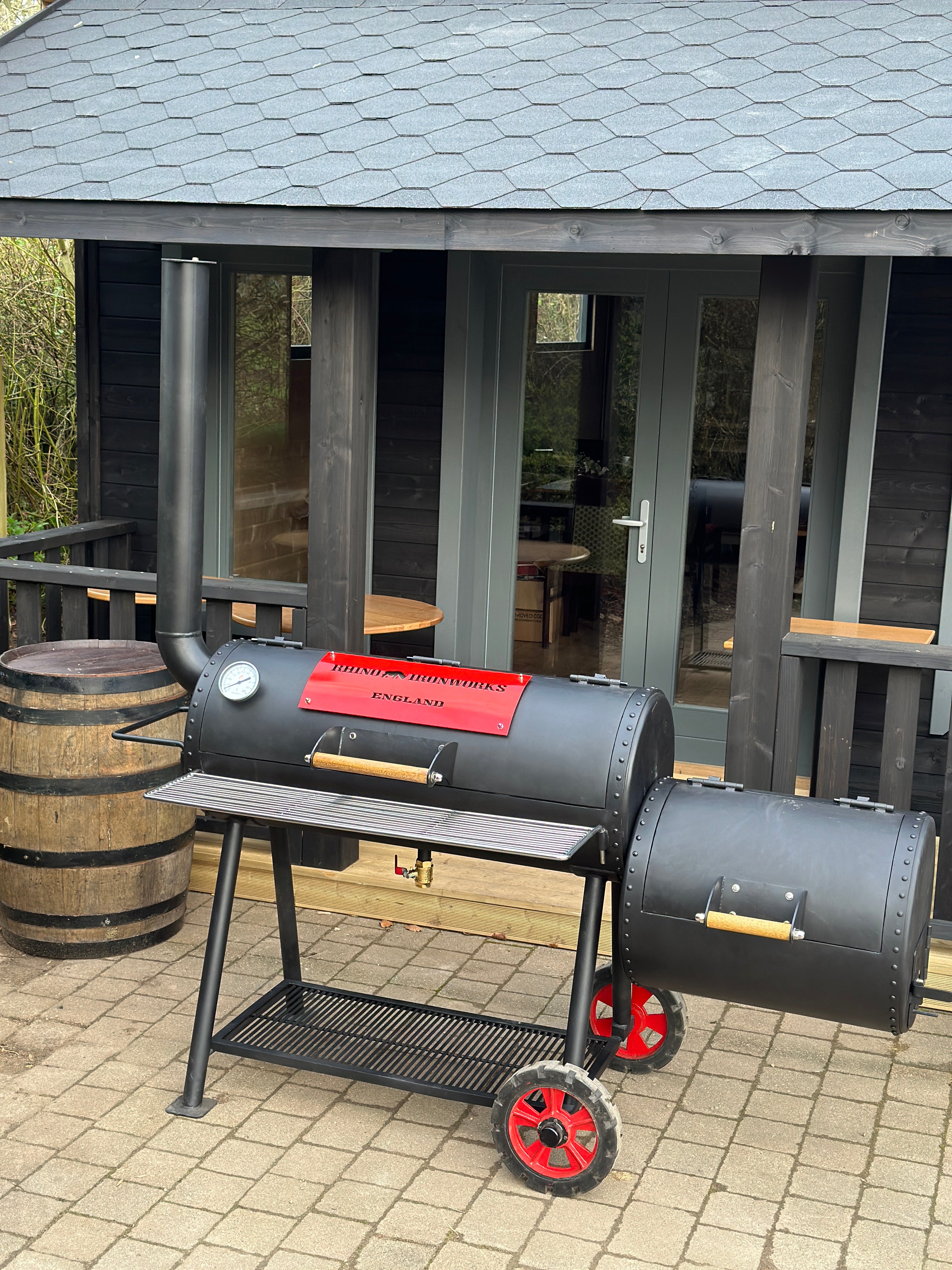 Rhino Ironworks Backyard Offset Smoker