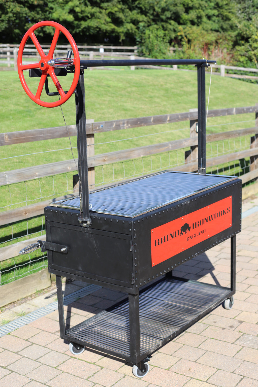 Rhino Ironworks XL Santa Maria