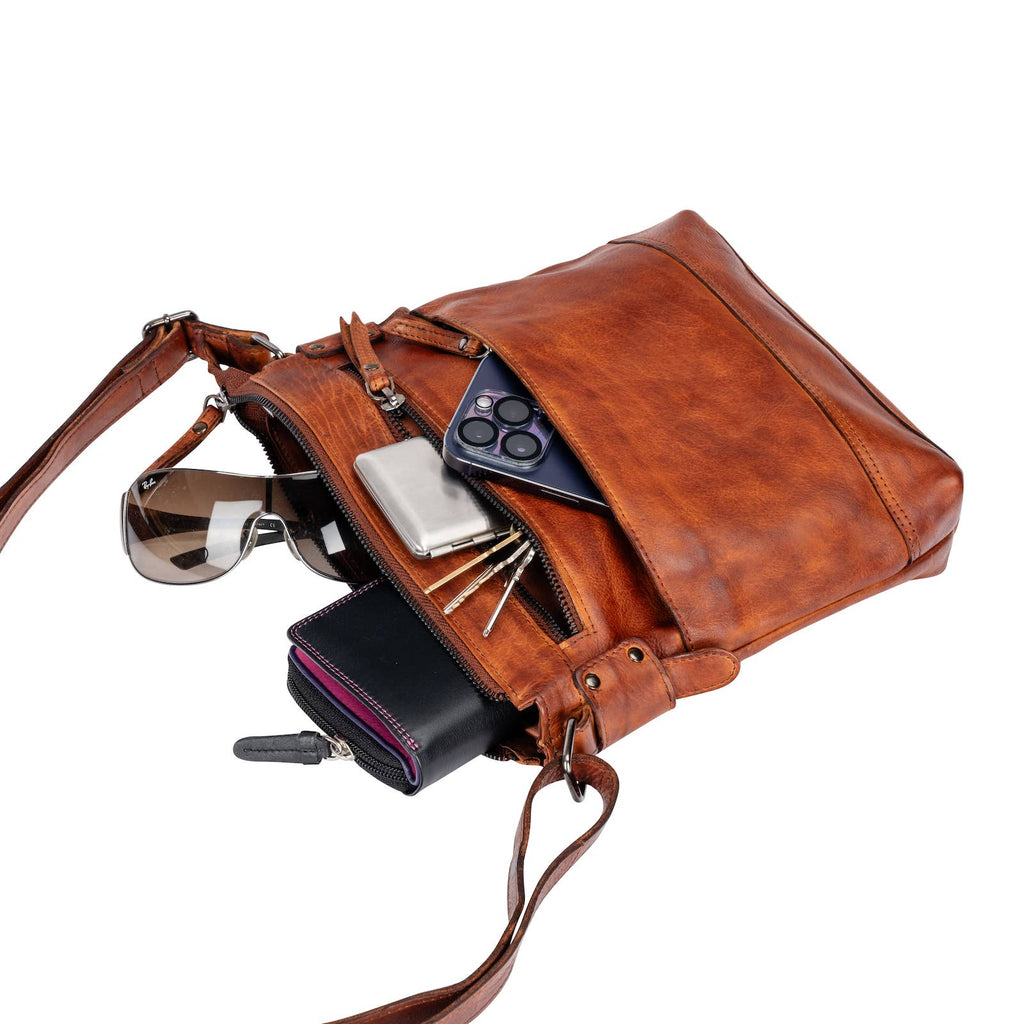 Leather Shoulder Bag Nora - Cognac GW6844