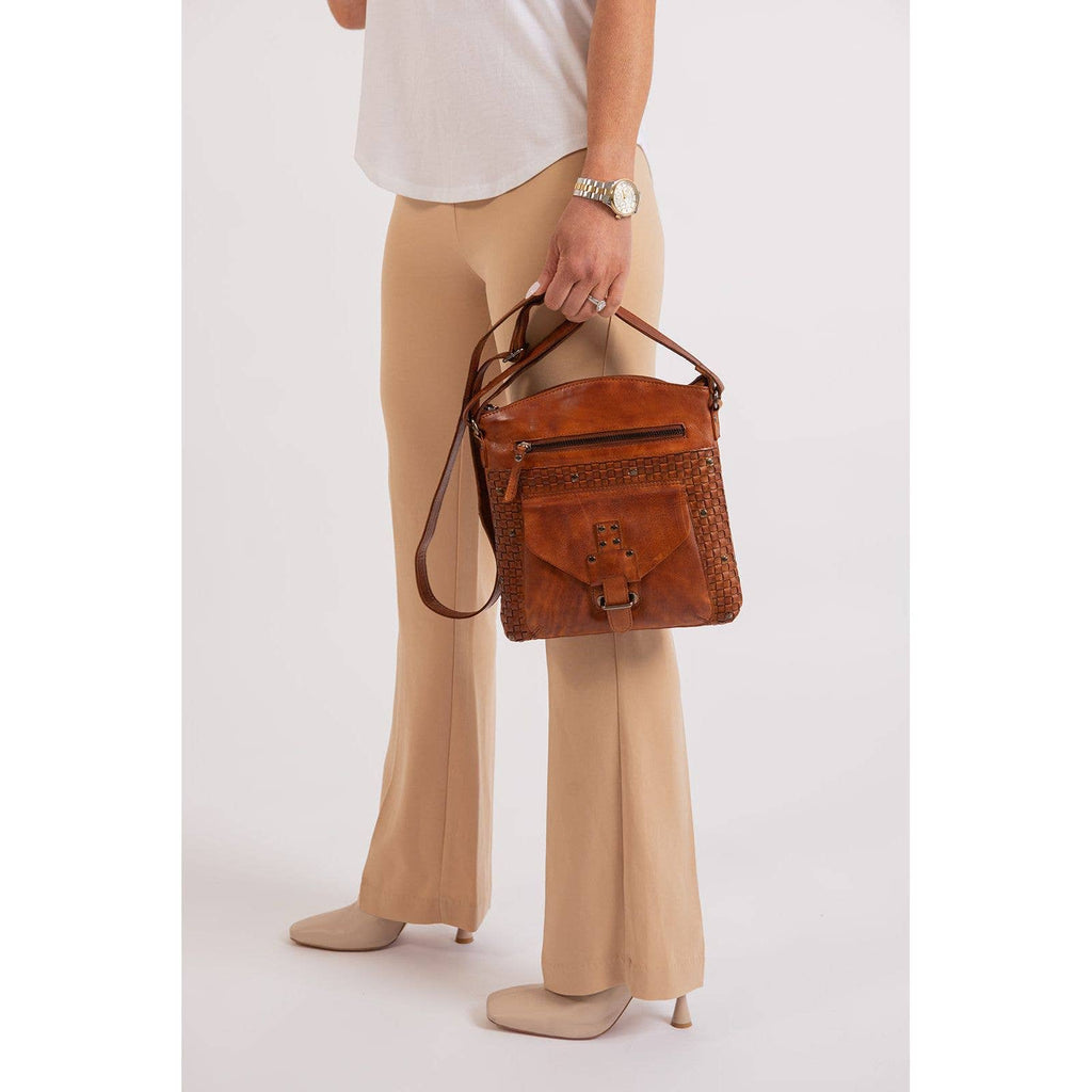 Leather Shoulder Bag Elsa for Women: Cognac