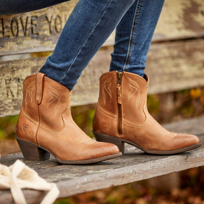 WOMENS Darlin Western Boot 10017323