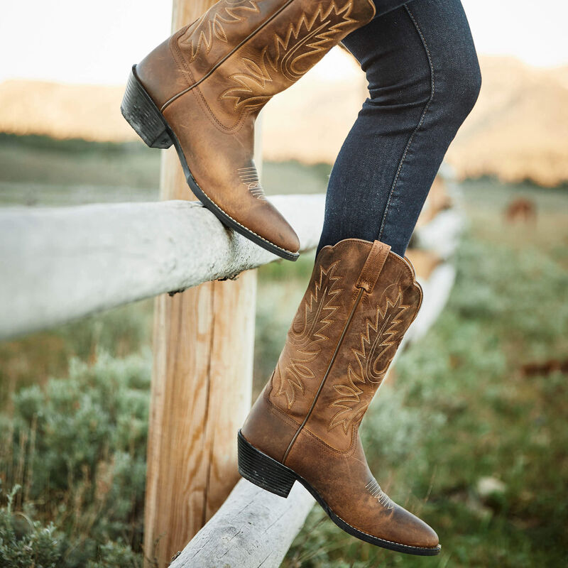WOMENS Heritage R Toe Western Boot 10001021