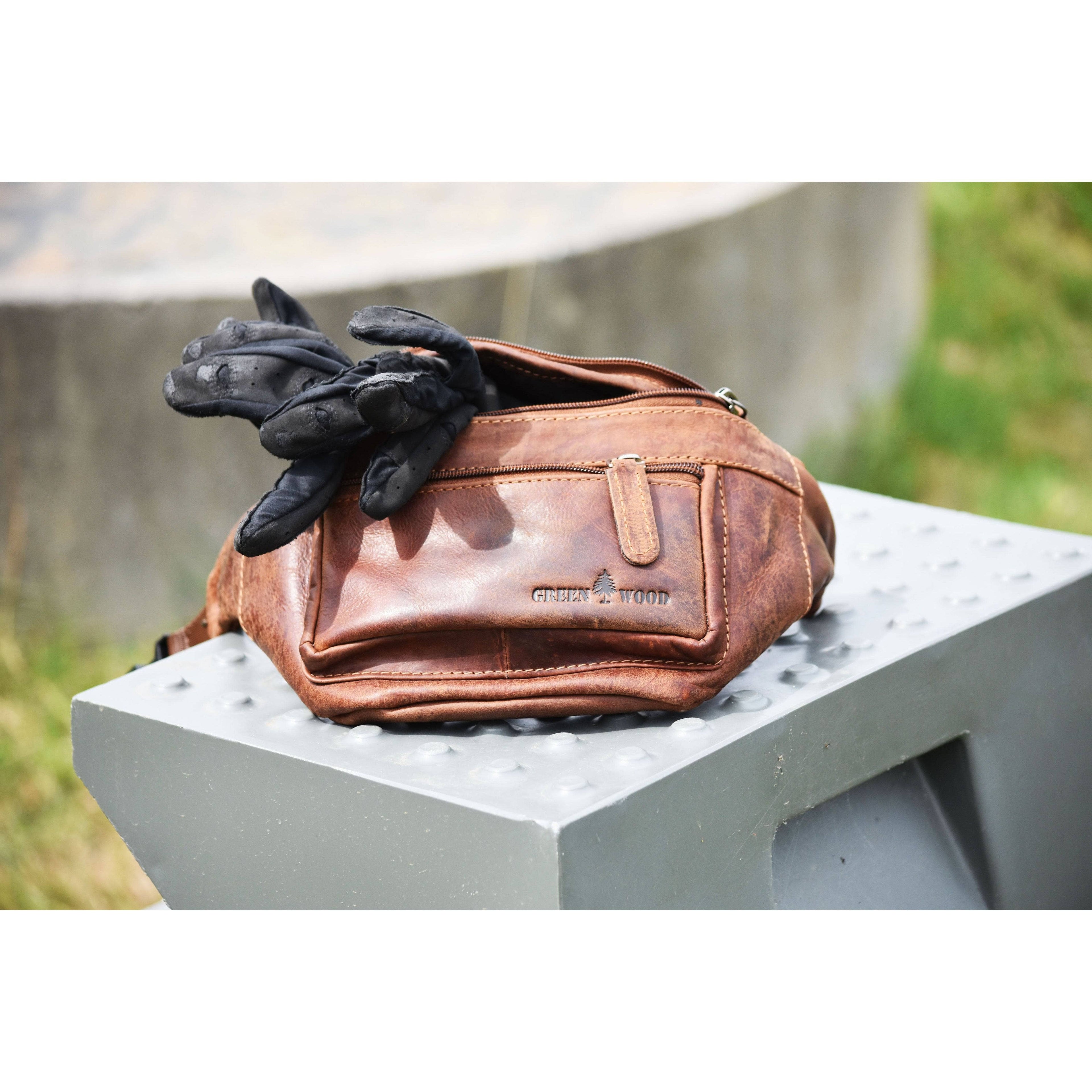Leather Bum Bag Echuca GW196628: Brown
